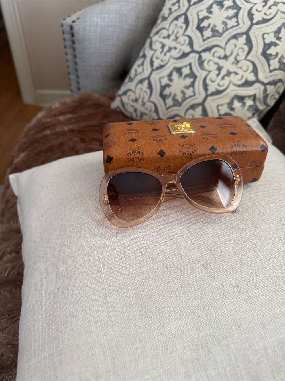 MCM Women's Beige and Brown Gradient Oversized Sunglasses